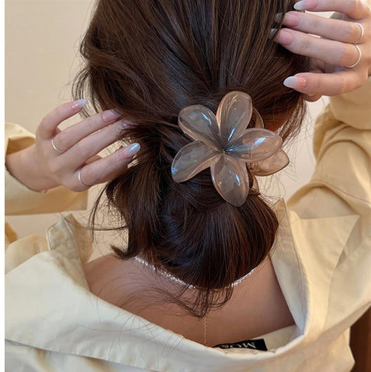 Vintage Plumeria Hair Claw Clip in Champagne