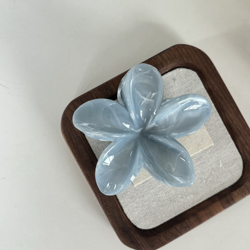 Plumeria Bloom Hair Claw Clip in Lilac Purple