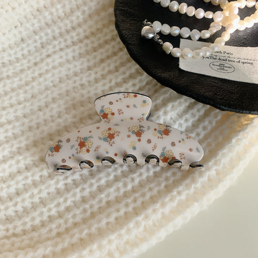 Floral Meadow Hair Claw Clip in Oval