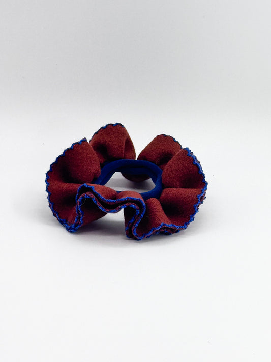 Bordeaux Berry Café Croissant | Contrast Trim Small Scrunchie